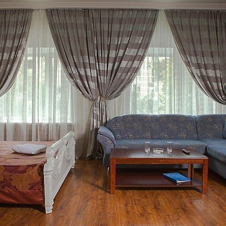 Hotel Topaz Αστάνα Εξωτερικό φωτογραφία