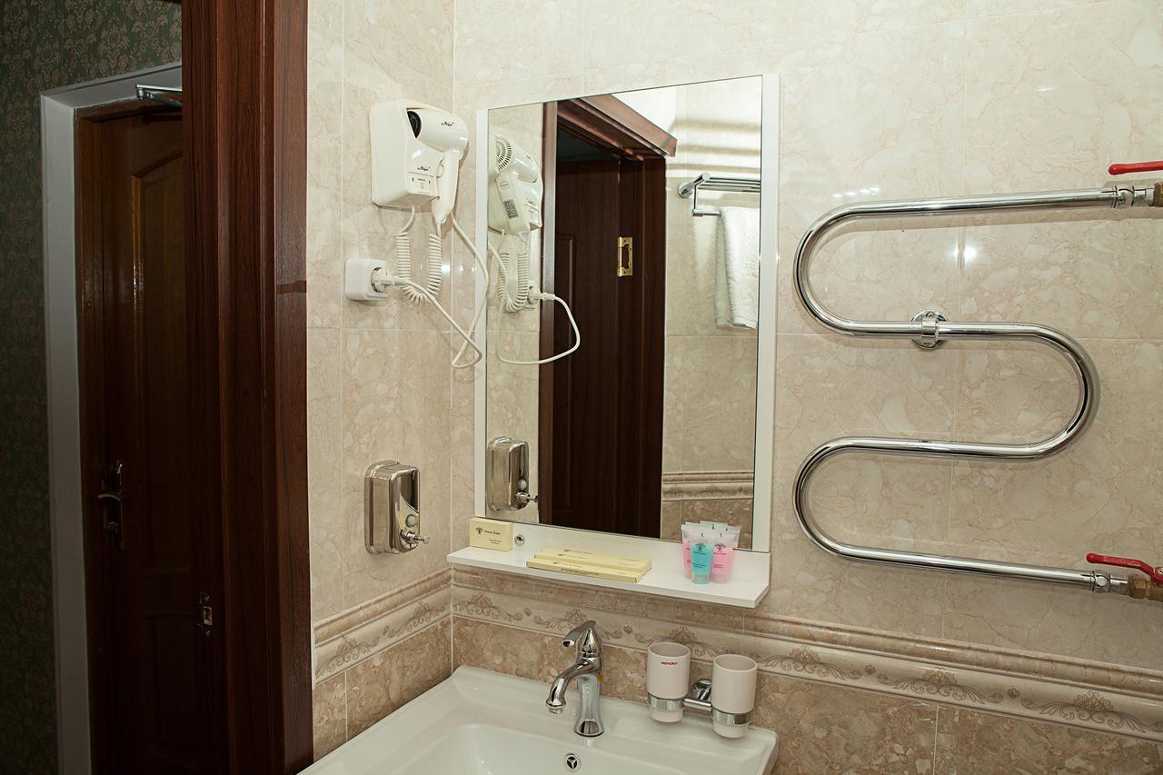 Hotel Topaz Αστάνα Εξωτερικό φωτογραφία